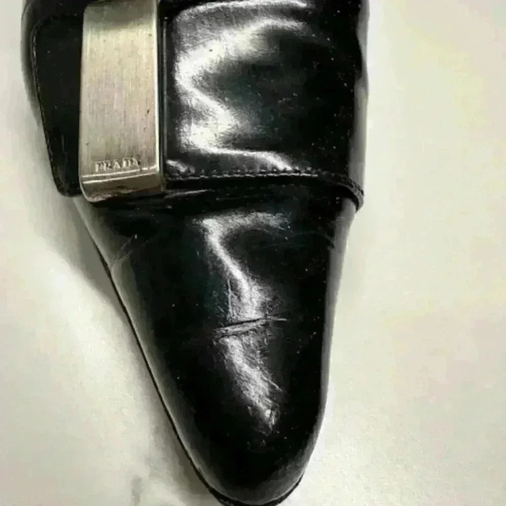 PRADA Black Leather Shoes with Point Toes and Chunky Heel - Picture 12 of 14